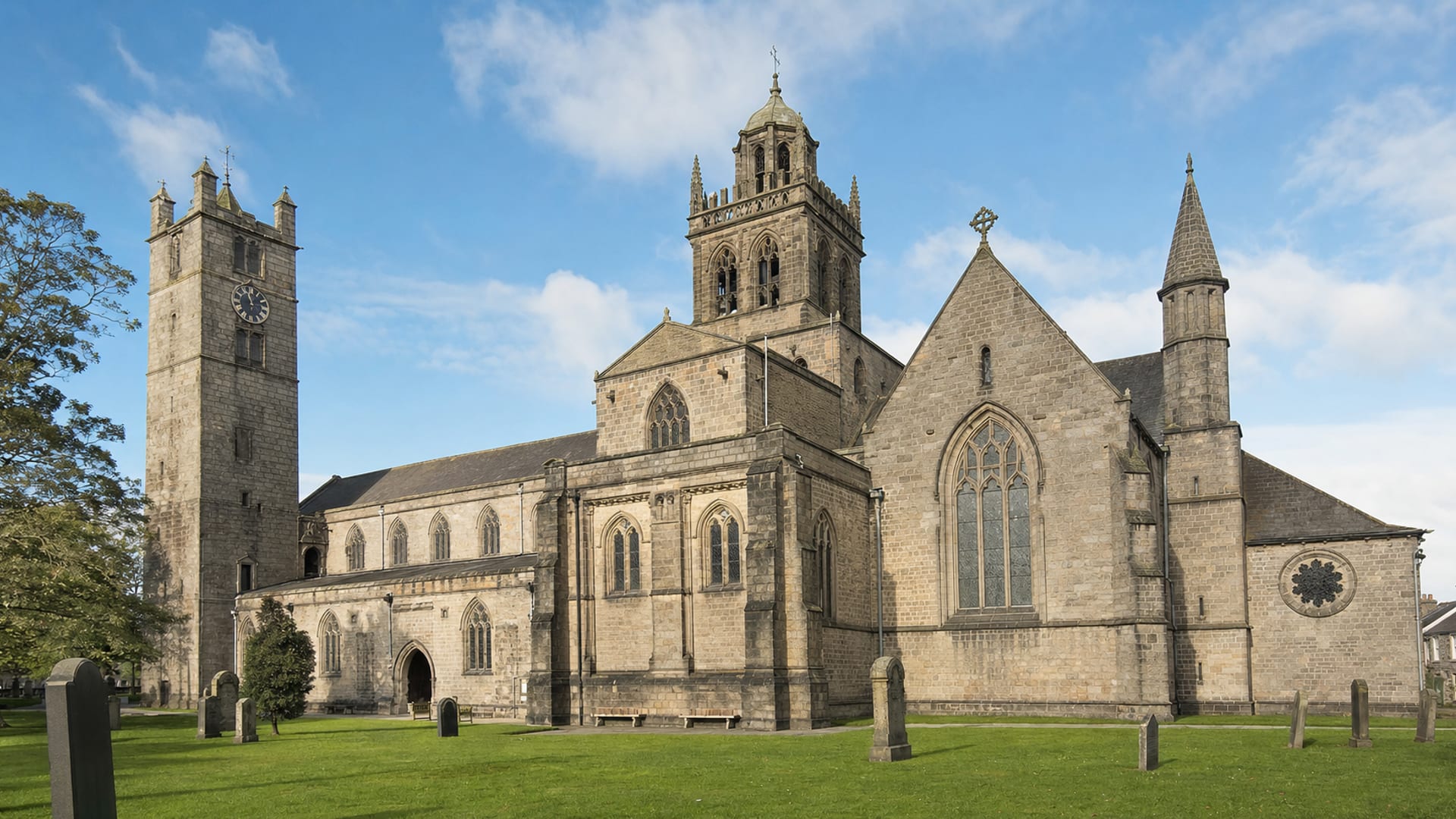 Aberdeen travel guide: How to experience the city without rushing 22 St. Machar's Cathedral