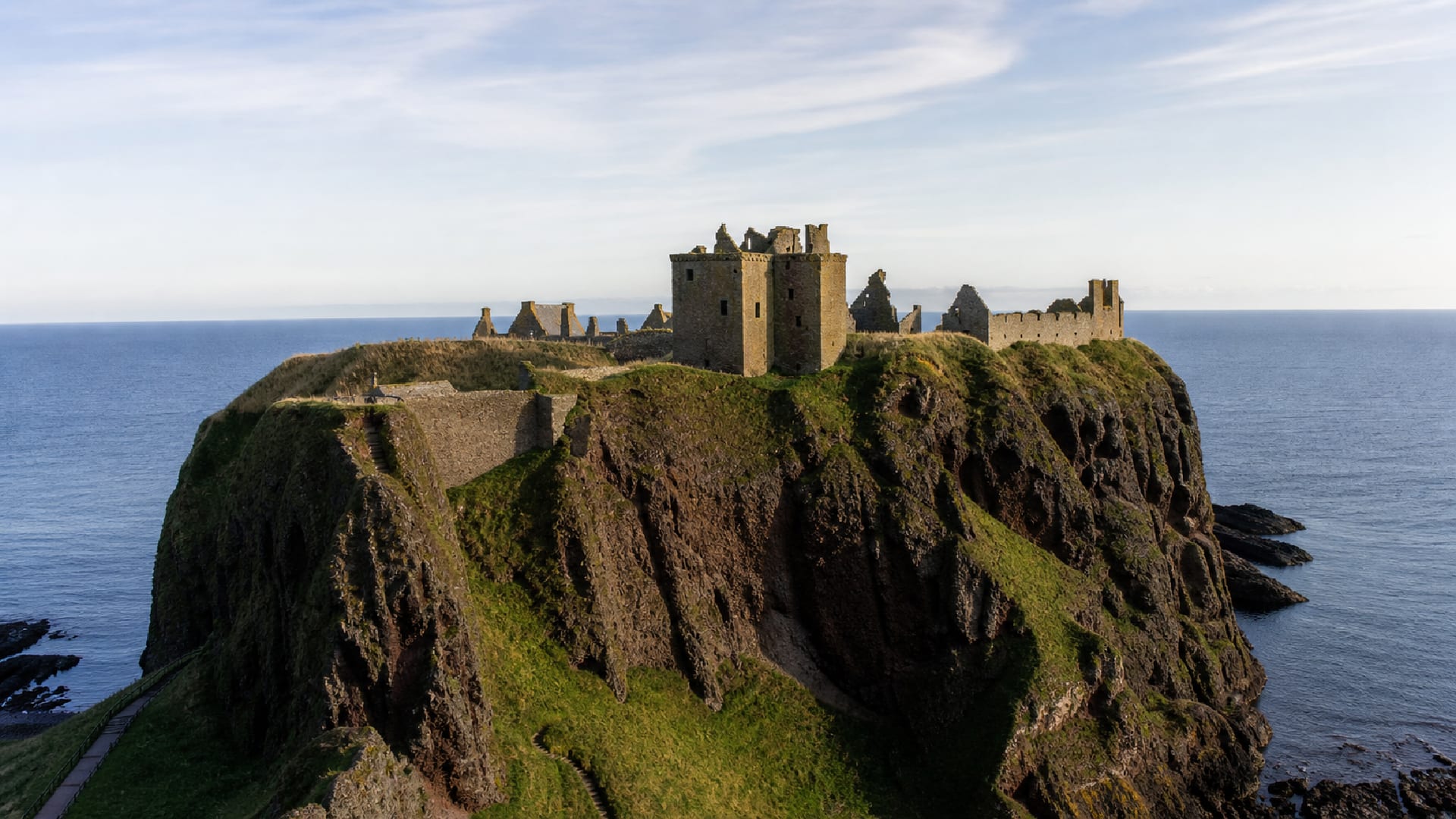 Aberdeen travel guide: How to experience the city without rushing 23 Dunnottar Castle