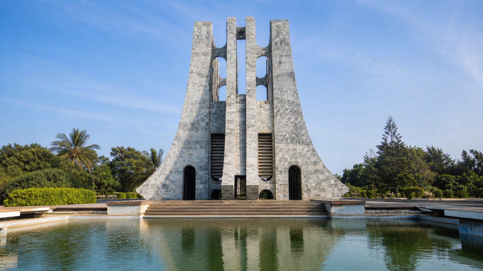 Accra travel guide: How to experience the city without rushing 21 Kwame Nkrumah Memorial Park