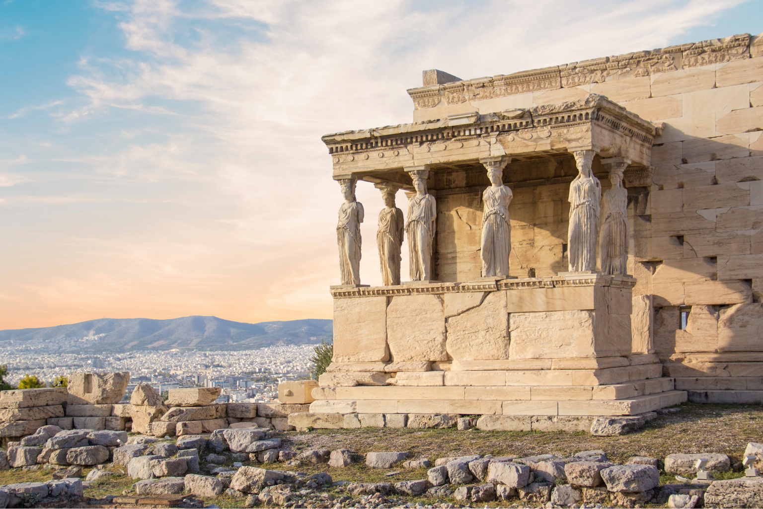 Athens travel guide: How to experience the city without rushing 3 Useful things to know