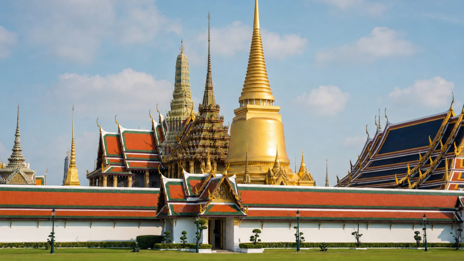Bangkok travel guide: How to experience the city without rushing 21 Grand Palace and Wat Phra Kaew