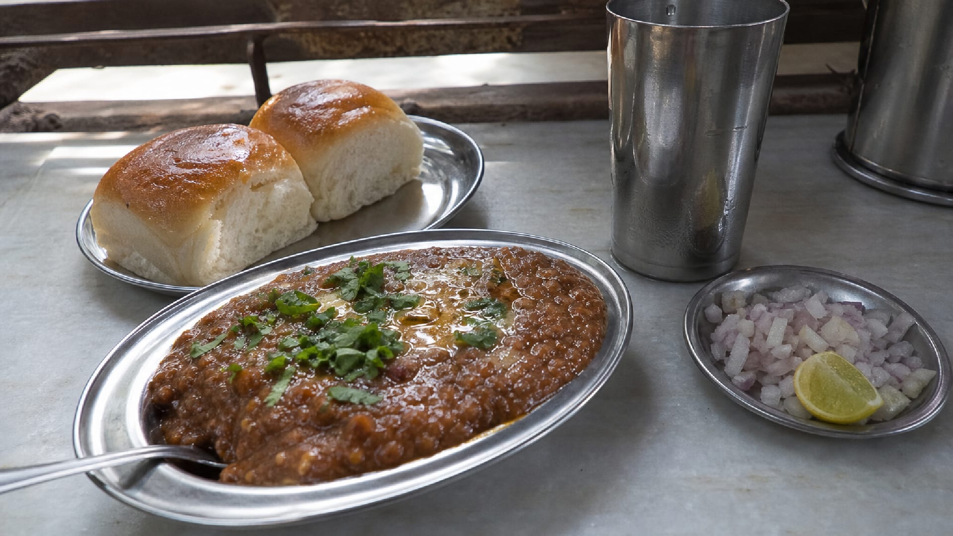 Mumbai travel guide: How to experience the city without rushing 26 What to eat in Mumbai