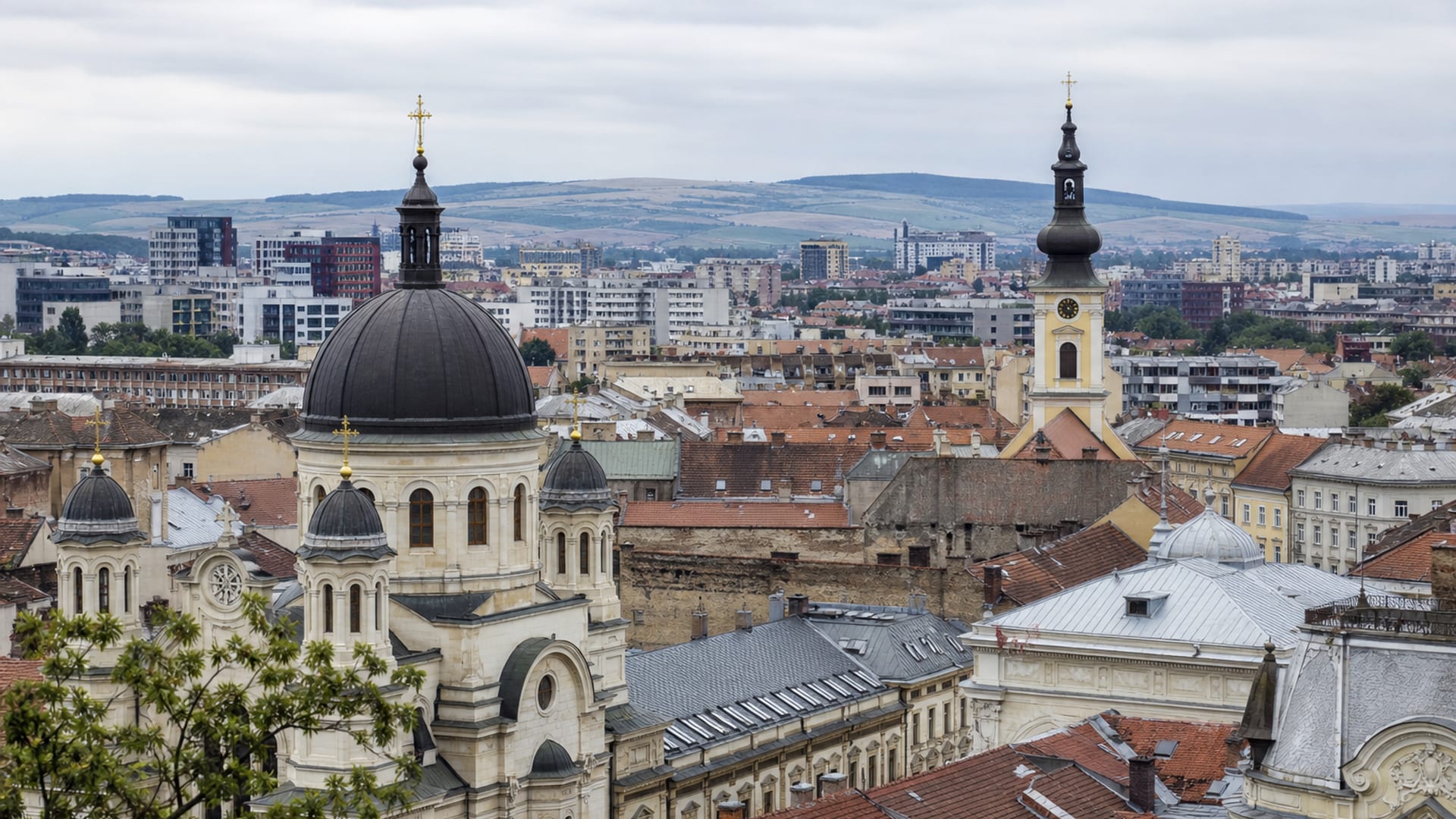 Cluj-Napoca travel guide: How to experience the city without rushing 3 Useful things to know