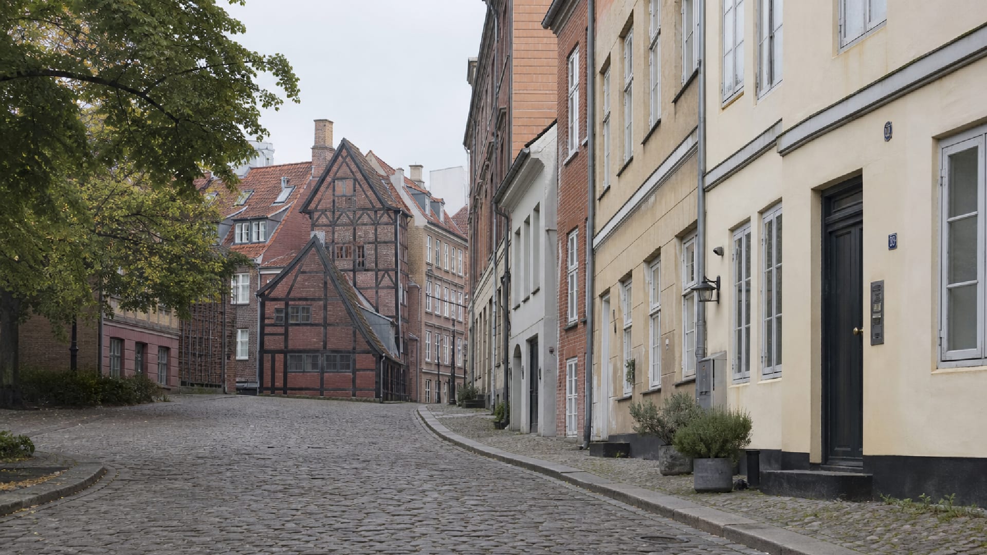 Copenhagen travel guide: How to experience the city without rushing 3 Useful things to know