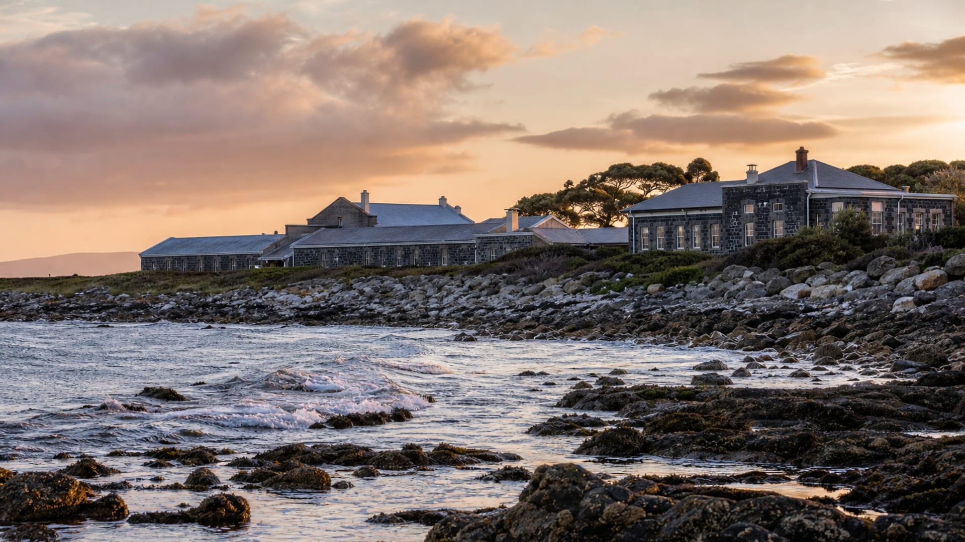 Cape Town travel guide: How to experience the city without rushing 28 Day 3: Robben Island and Waterfront