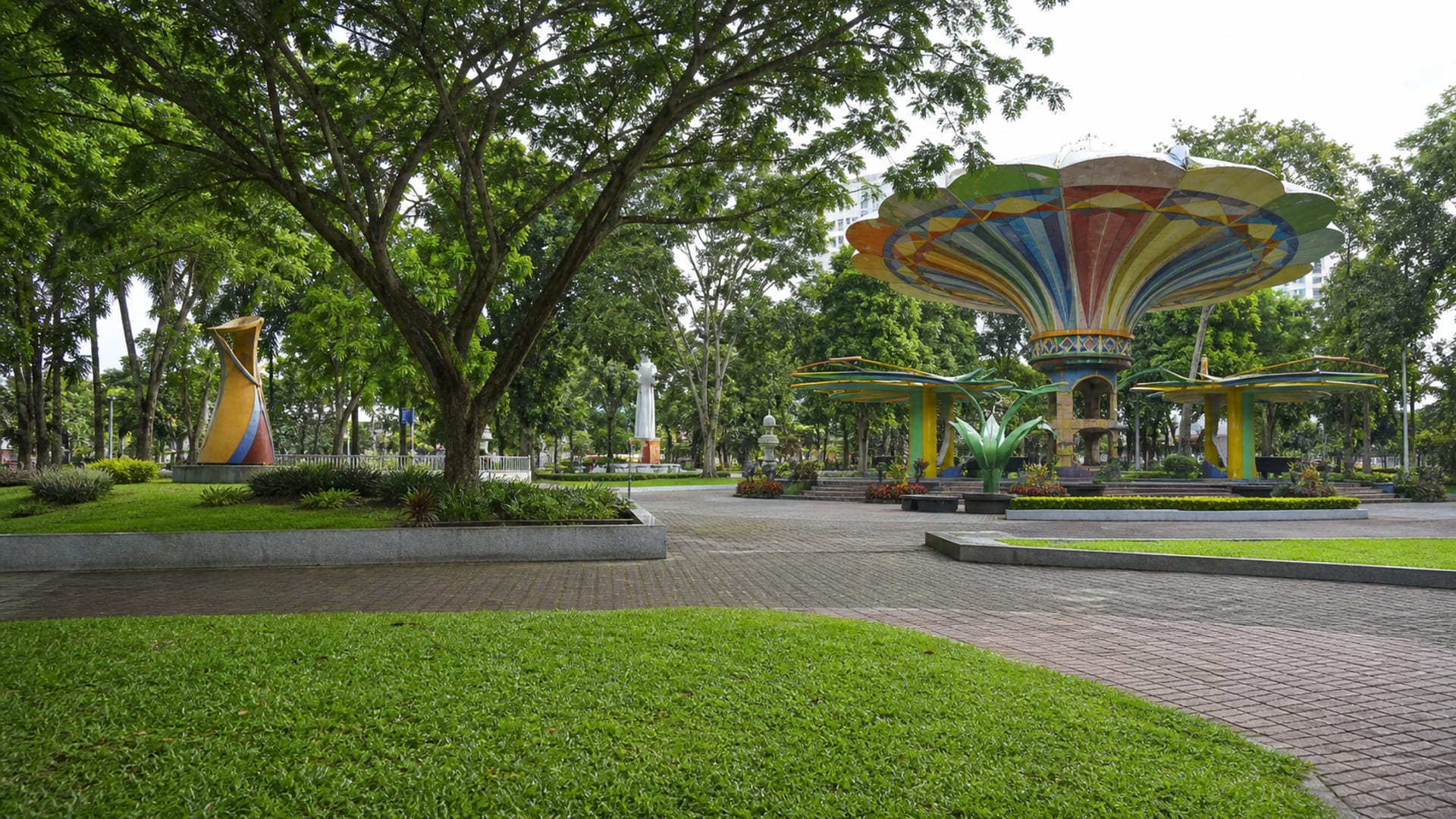 Davao travel guide: How to experience the city without rushing 28 Day 2: Cathedral and Park Loop
