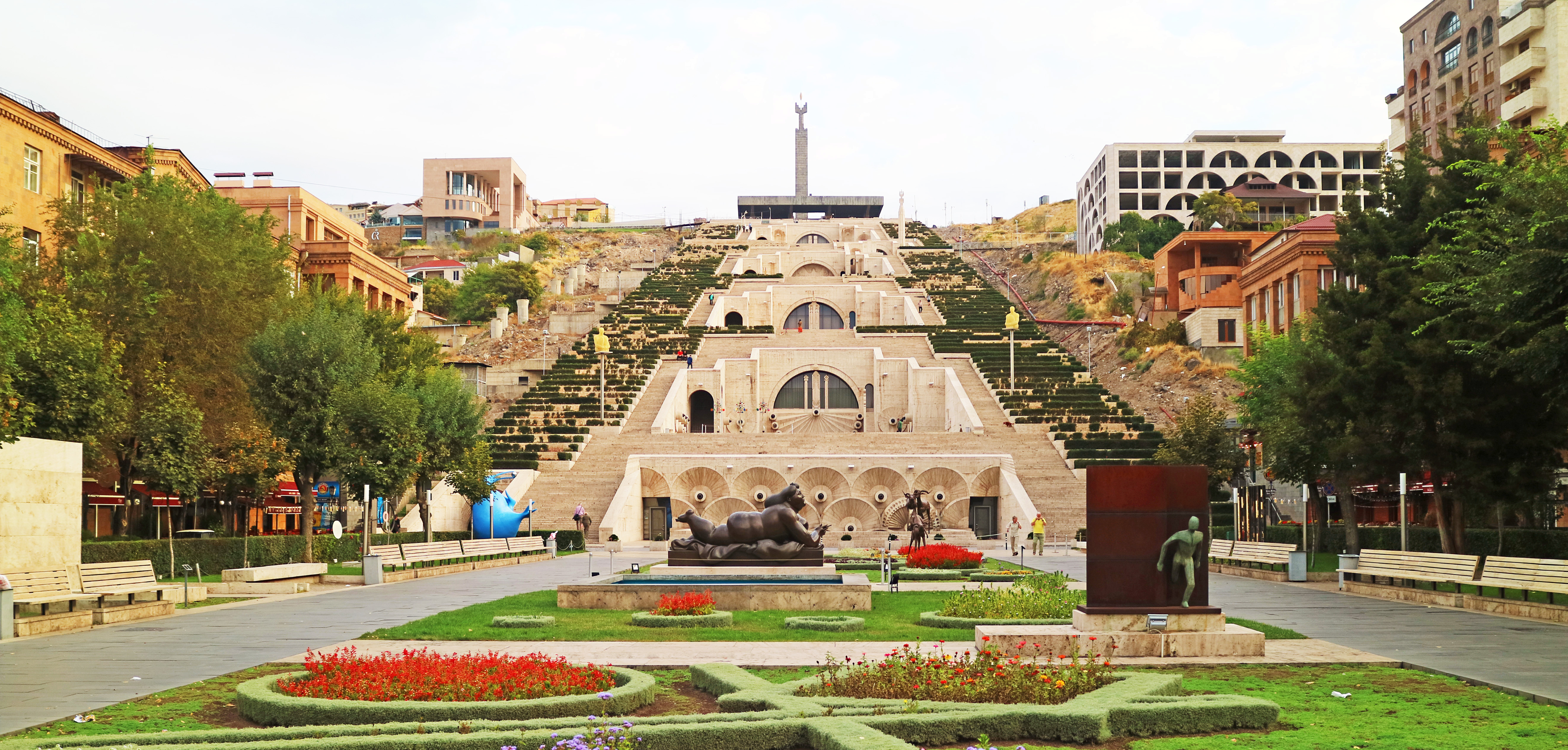 Yerevan travel guide: How to experience the city without rushing 15 Cascade district
