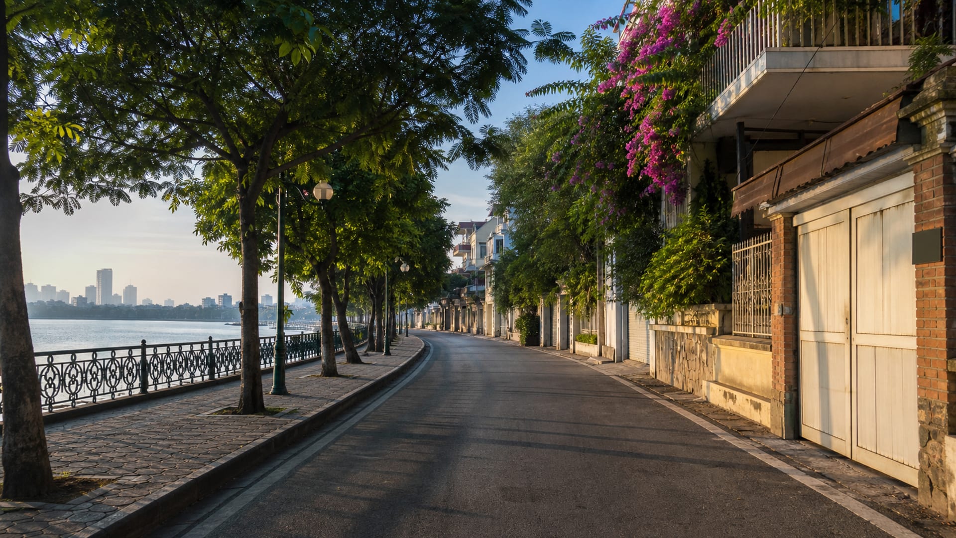 Hanoi travel guide: How to experience the city without rushing 16 Tay Ho