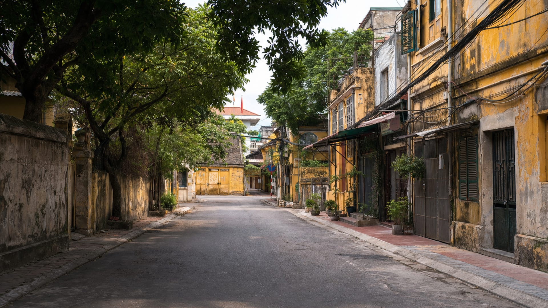 Hanoi travel guide: How to experience the city without rushing 3 Useful things to know