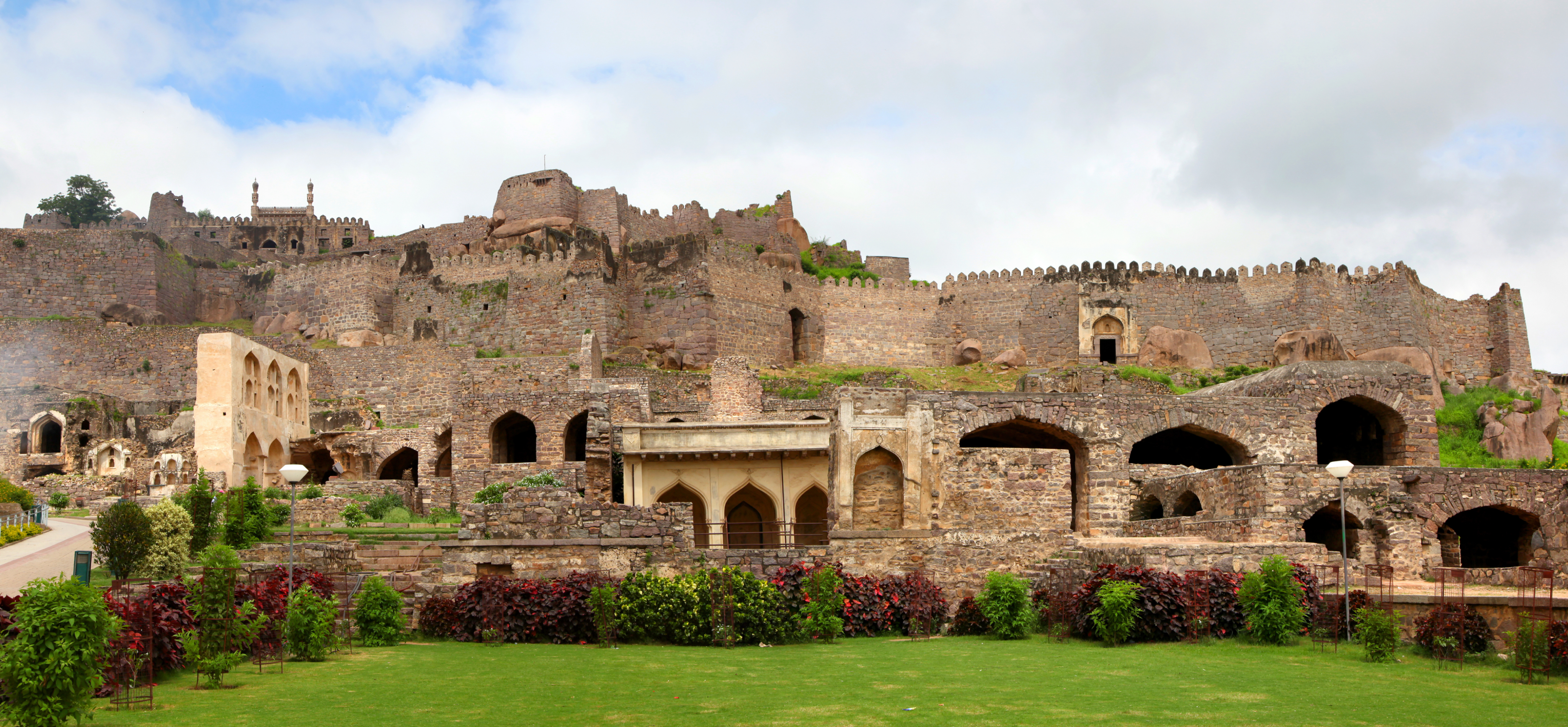 Hyderabad travel guide: How to experience the city without rushing 28 Day 3: Golconda and Tombs