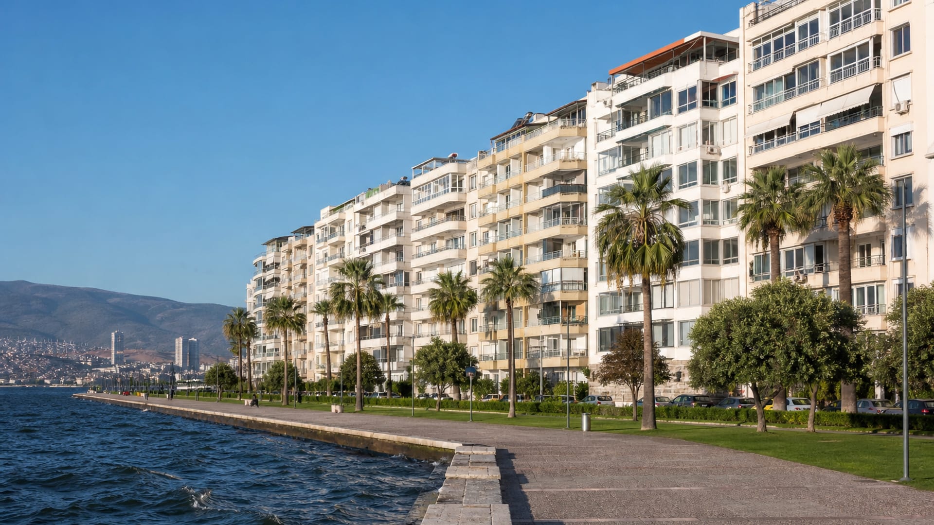 Izmir travel guide: How to experience the city without rushing 23 Kordon waterfront promenade