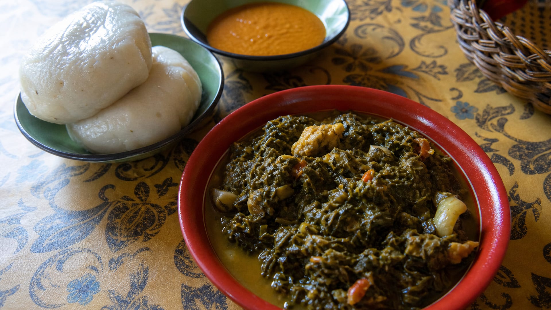 Boma la Ngombe travel guide: How to experience the city without rushing 25 Traditional food