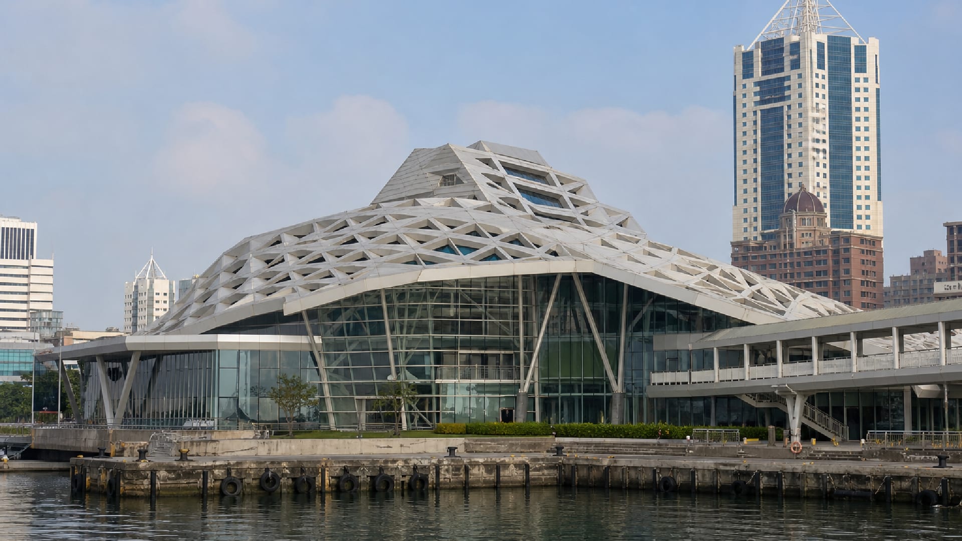 Kaohsiung travel guide: How to experience the city without rushing 26 Day 1: Arrival and Adjustment