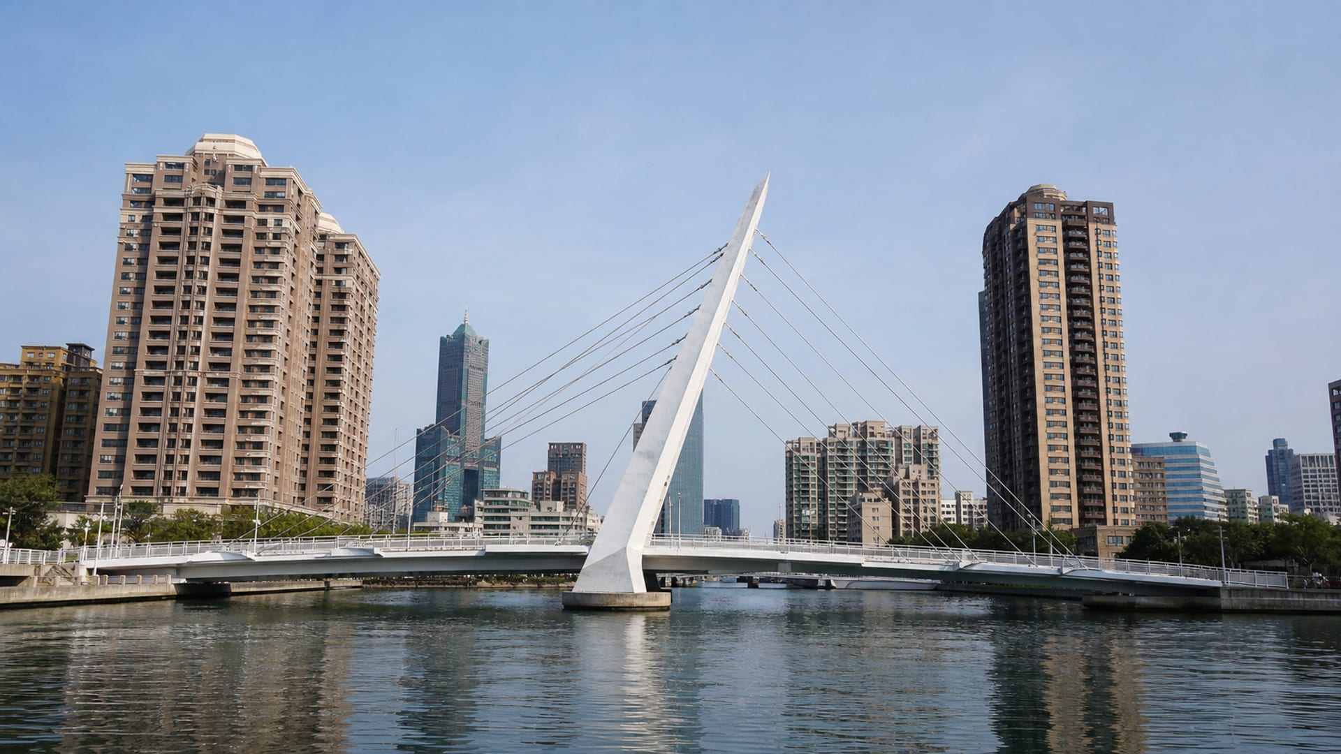 Kaohsiung travel guide: How to experience the city without rushing 3 Useful things to know