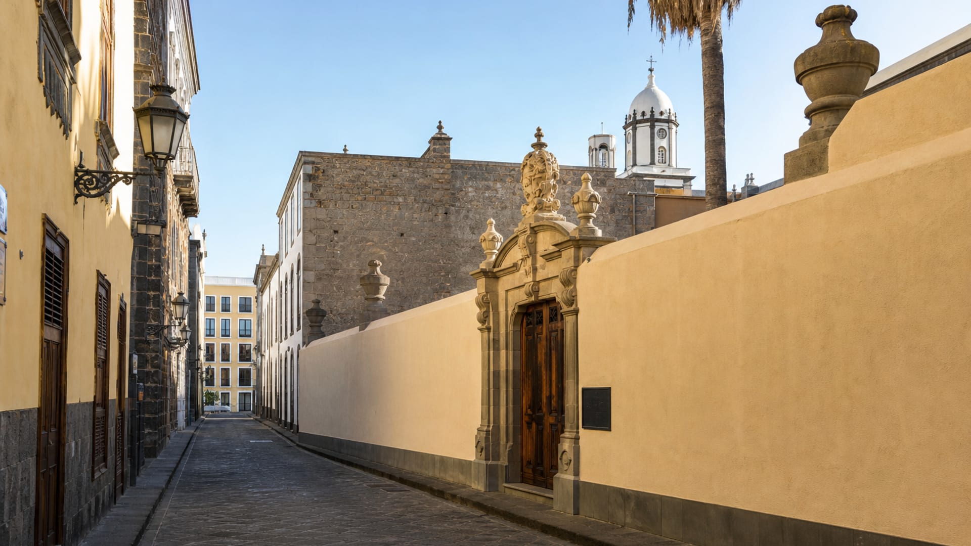 Gran Canaria travel guide: How to experience the city without rushing 26 Day 1: Arrival and Adjustment