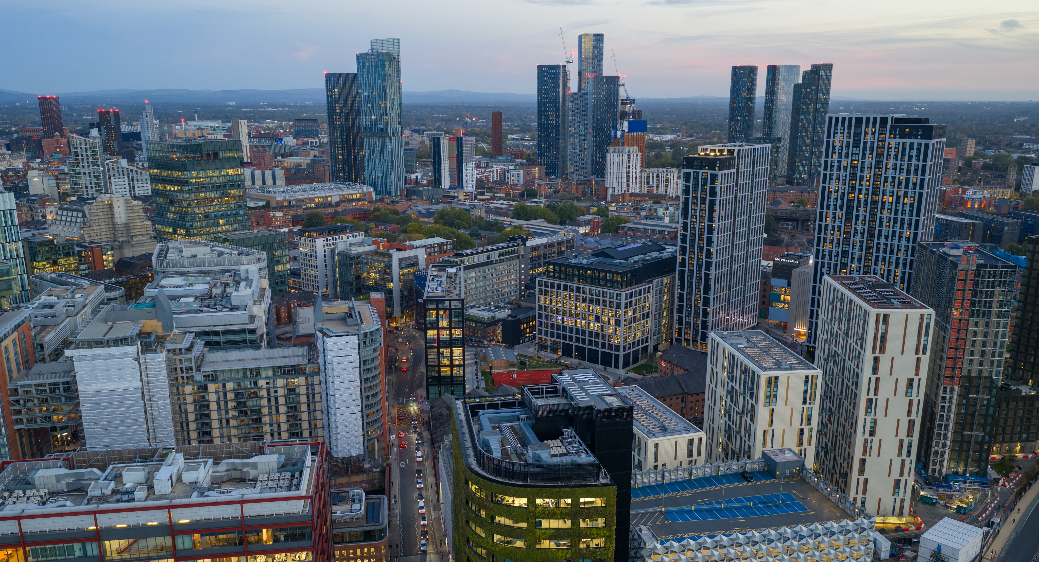 Manchester travel guide: How to experience the city without rushing 16 Spinningfields