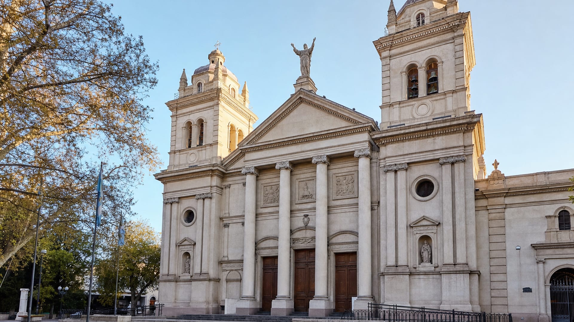 Mendoza travel guide: How to experience the city without rushing 28 Day 2: Plaza and Old City