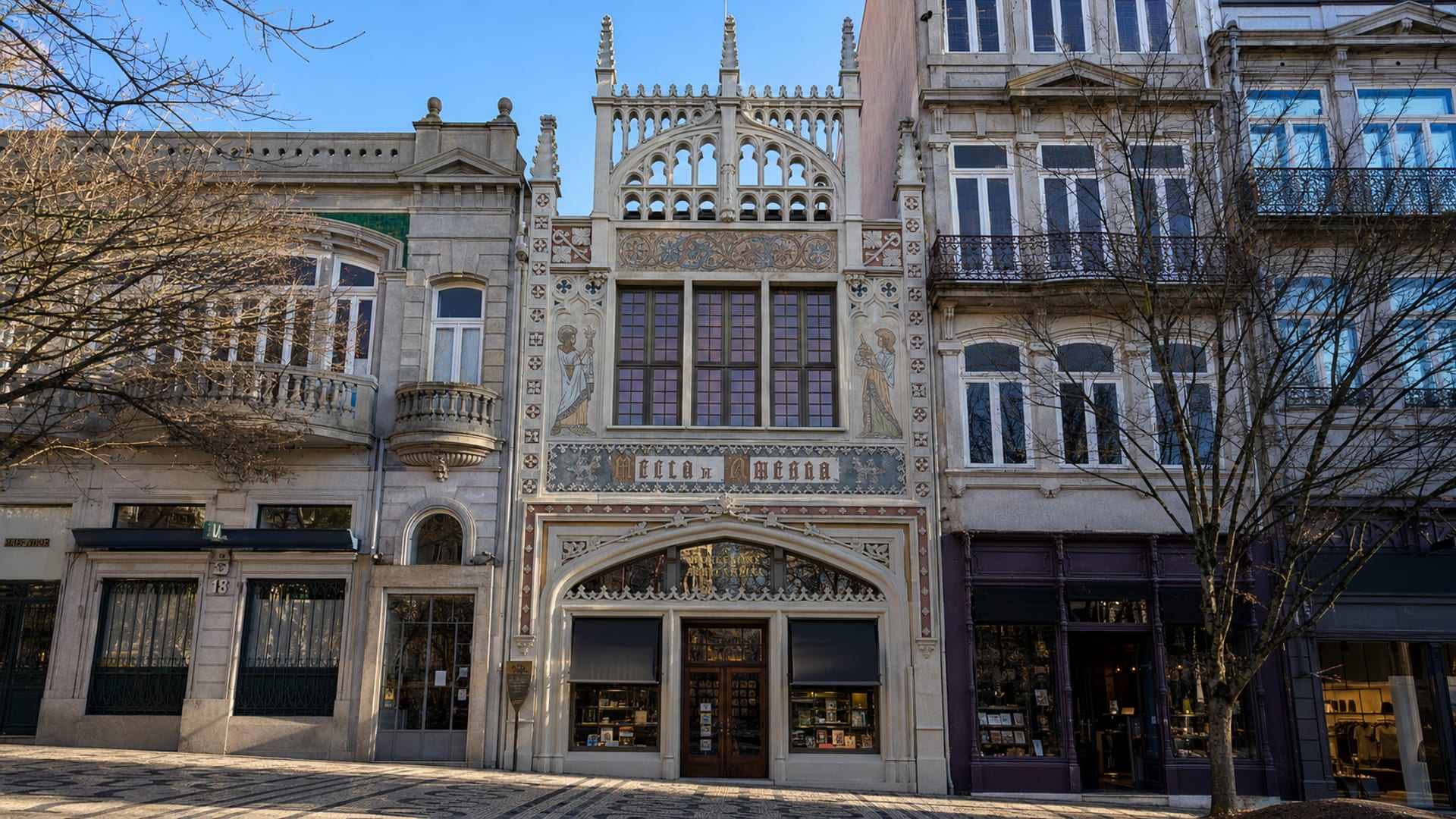 Porto travel guide: How to experience the city without rushing 20 Livraria Lello