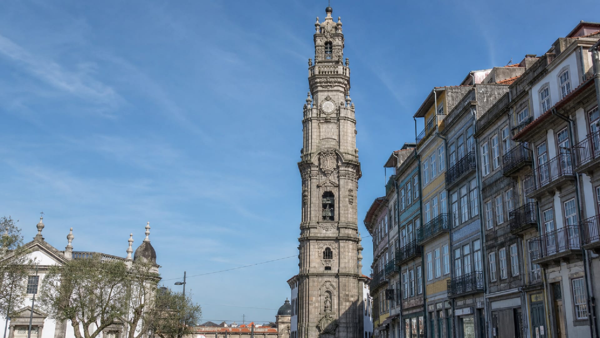 Porto travel guide: How to experience the city without rushing 21 Clérigos Tower