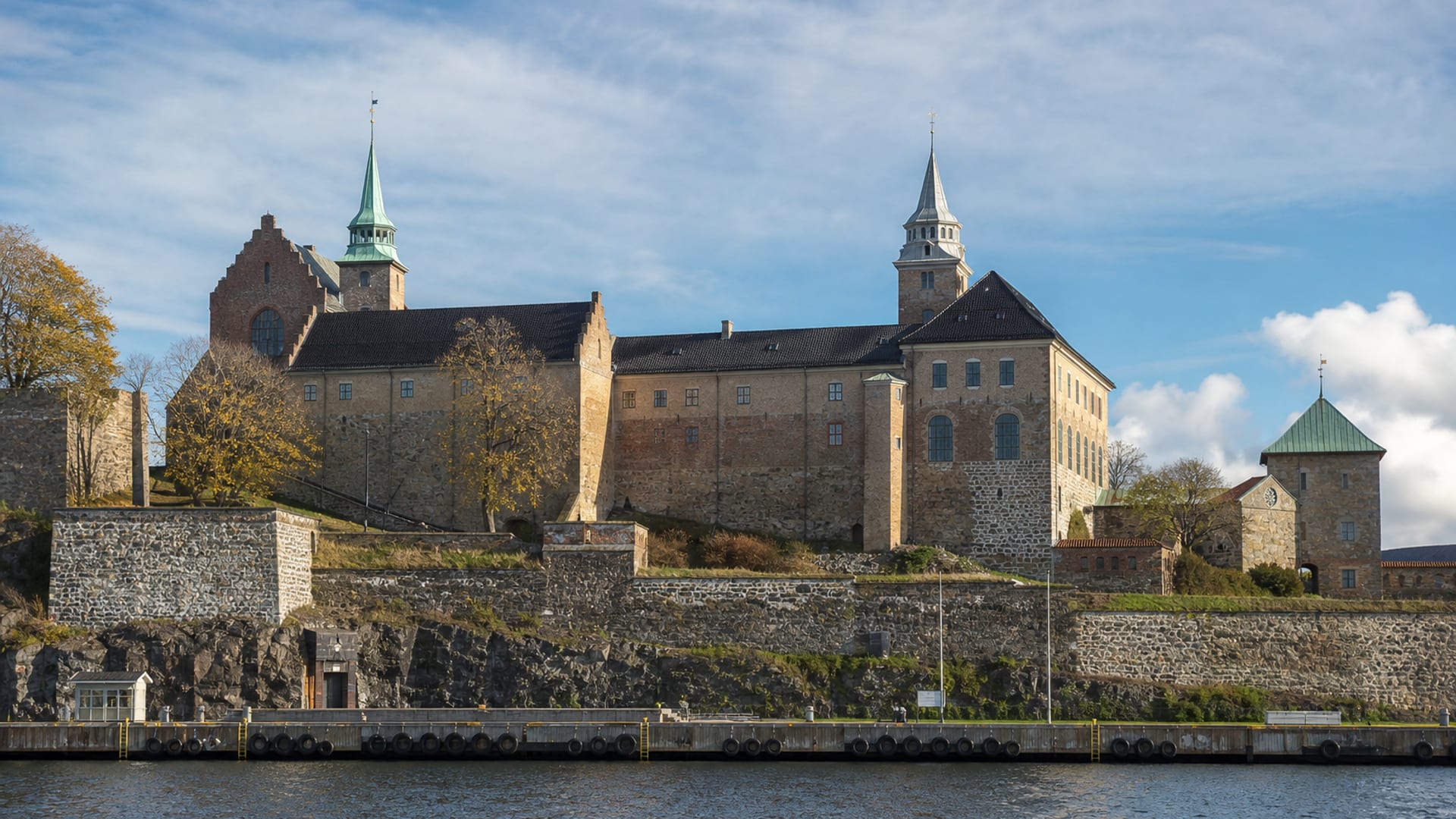 Oslo travel guide: How to experience the city without rushing 23 Akershus Fortress