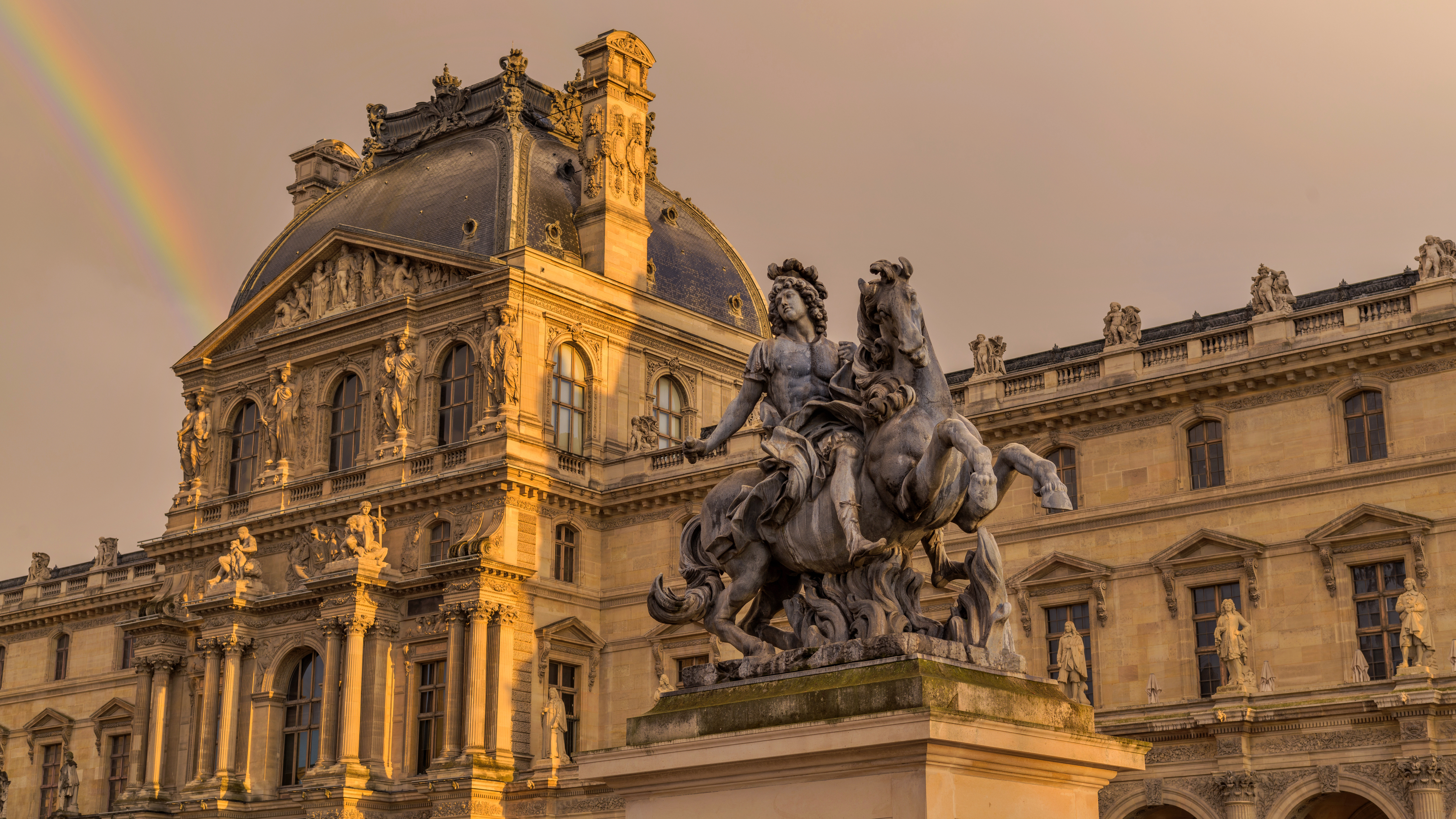 Paris travel guide: How to experience the city without rushing 22 Louvre Museum