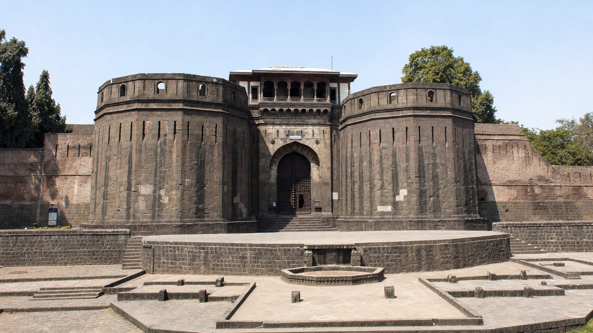 Pune travel guide: How to experience the city without rushing 27 Day 2: Shaniwar Wada and Shivajinagar