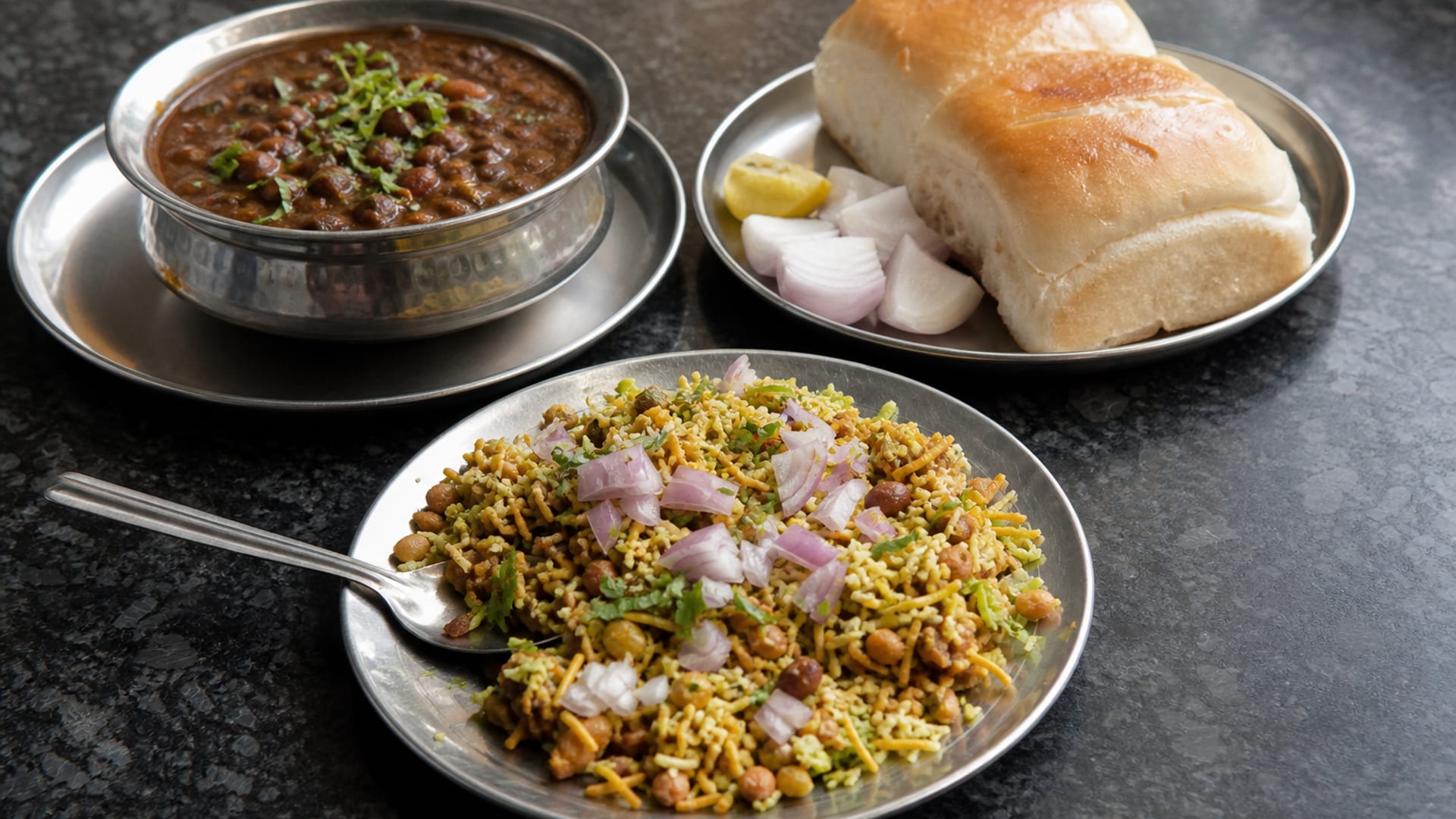 Pune travel guide: How to experience the city without rushing 25 Traditional food