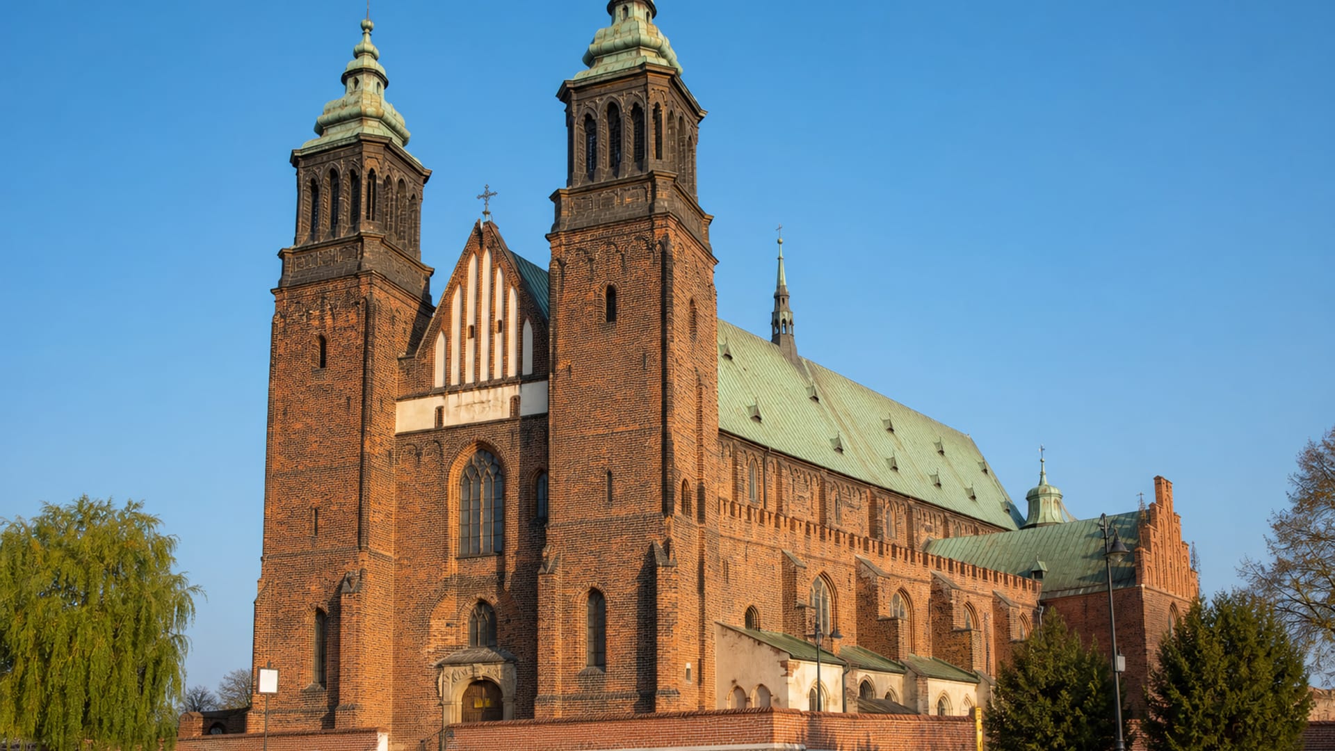 Poznań travel guide: How to experience the city without rushing 20 St. Stanislaus Church, Poznań Cathedral