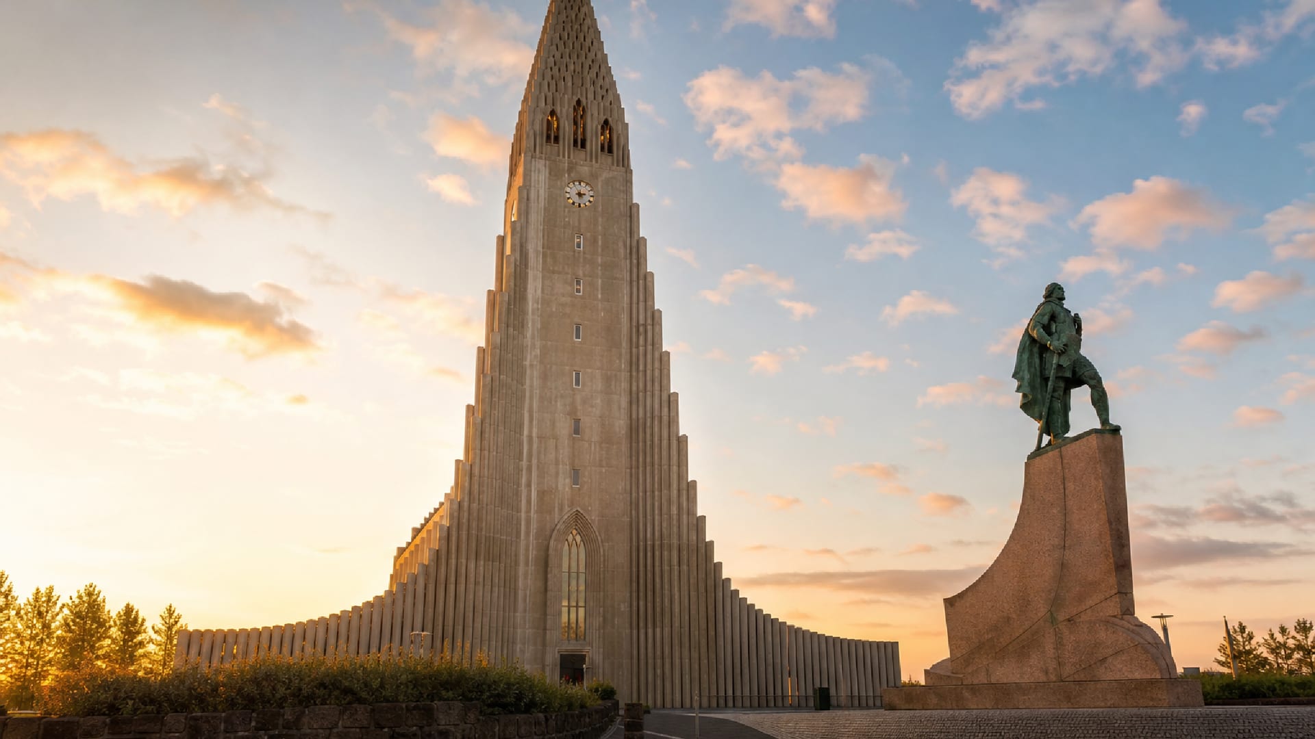 Reykjavík travel guide: How to experience the city without rushing 28 Day 2: Harpa and Hallgrímskirkja