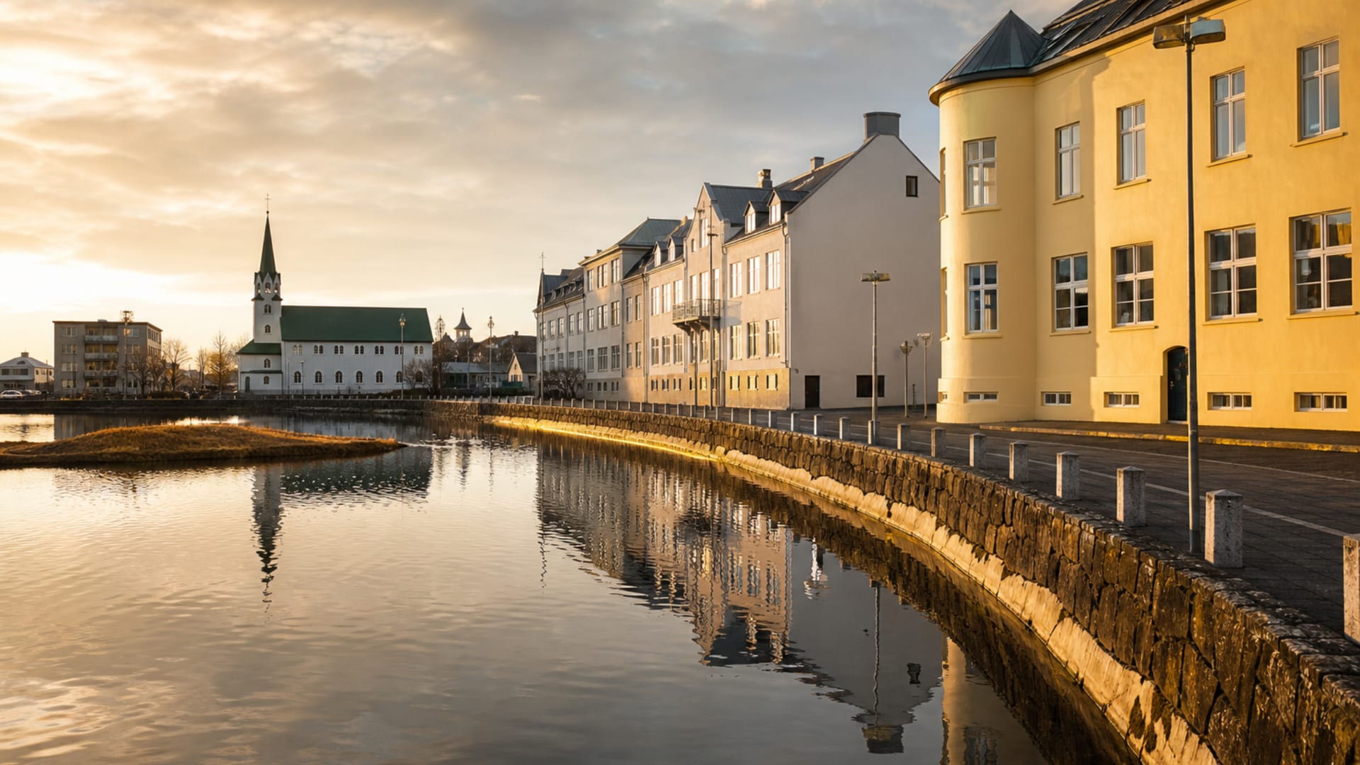 Reykjavík travel guide: How to experience the city without rushing 31 Day 5: Laugavegur and Departure