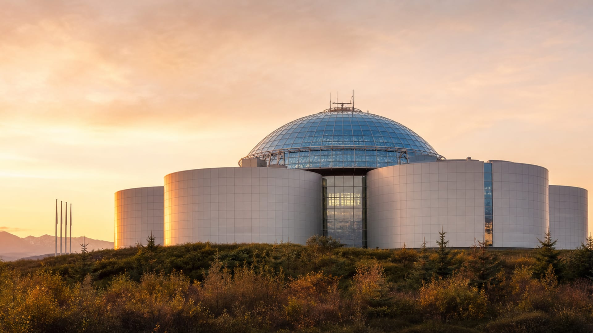 Reykjavík travel guide: How to experience the city without rushing 23 Perlan