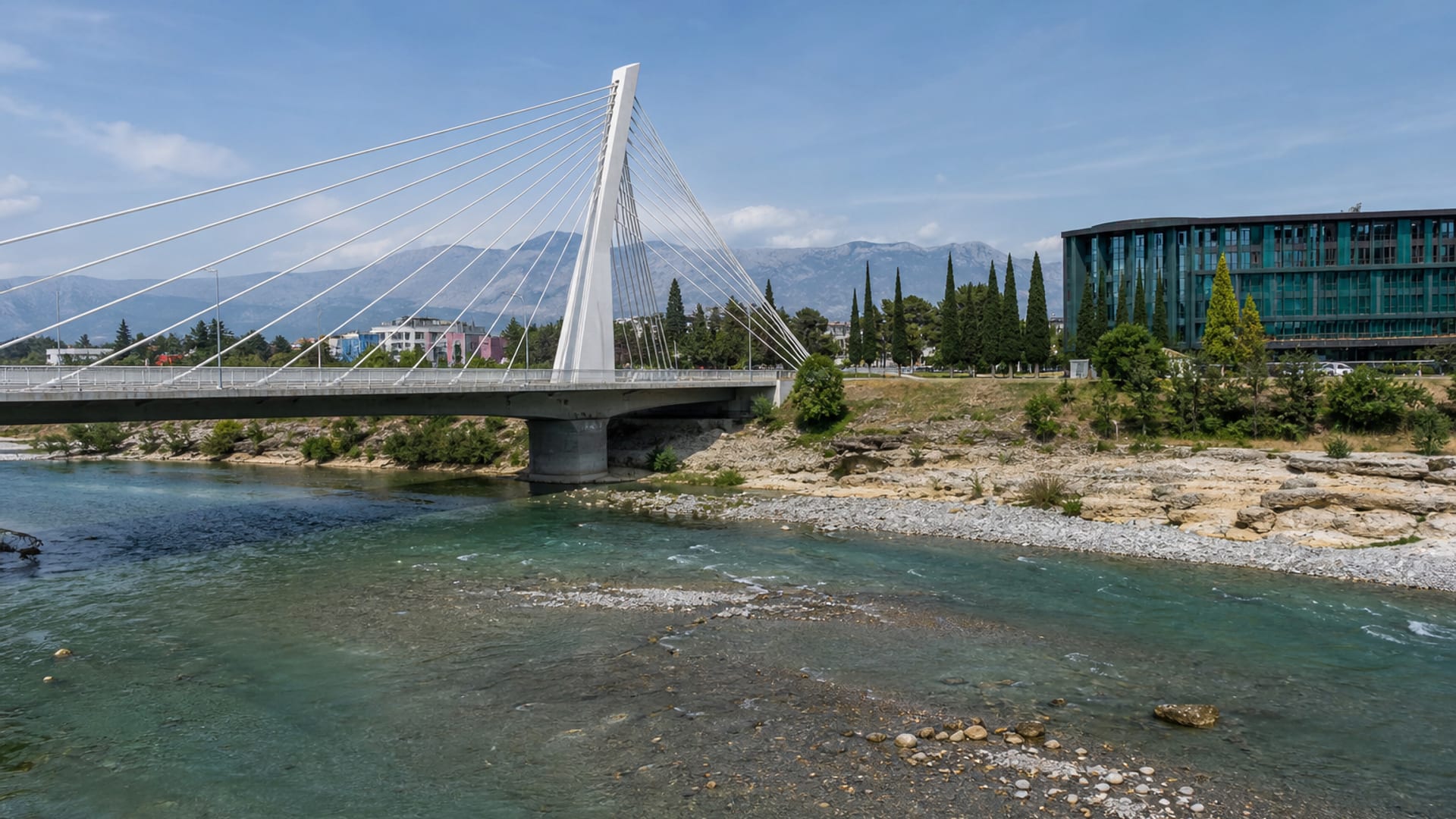 Podgorica travel guide: How to experience the city without rushing 31 Day 5: Castle Morning and Departure