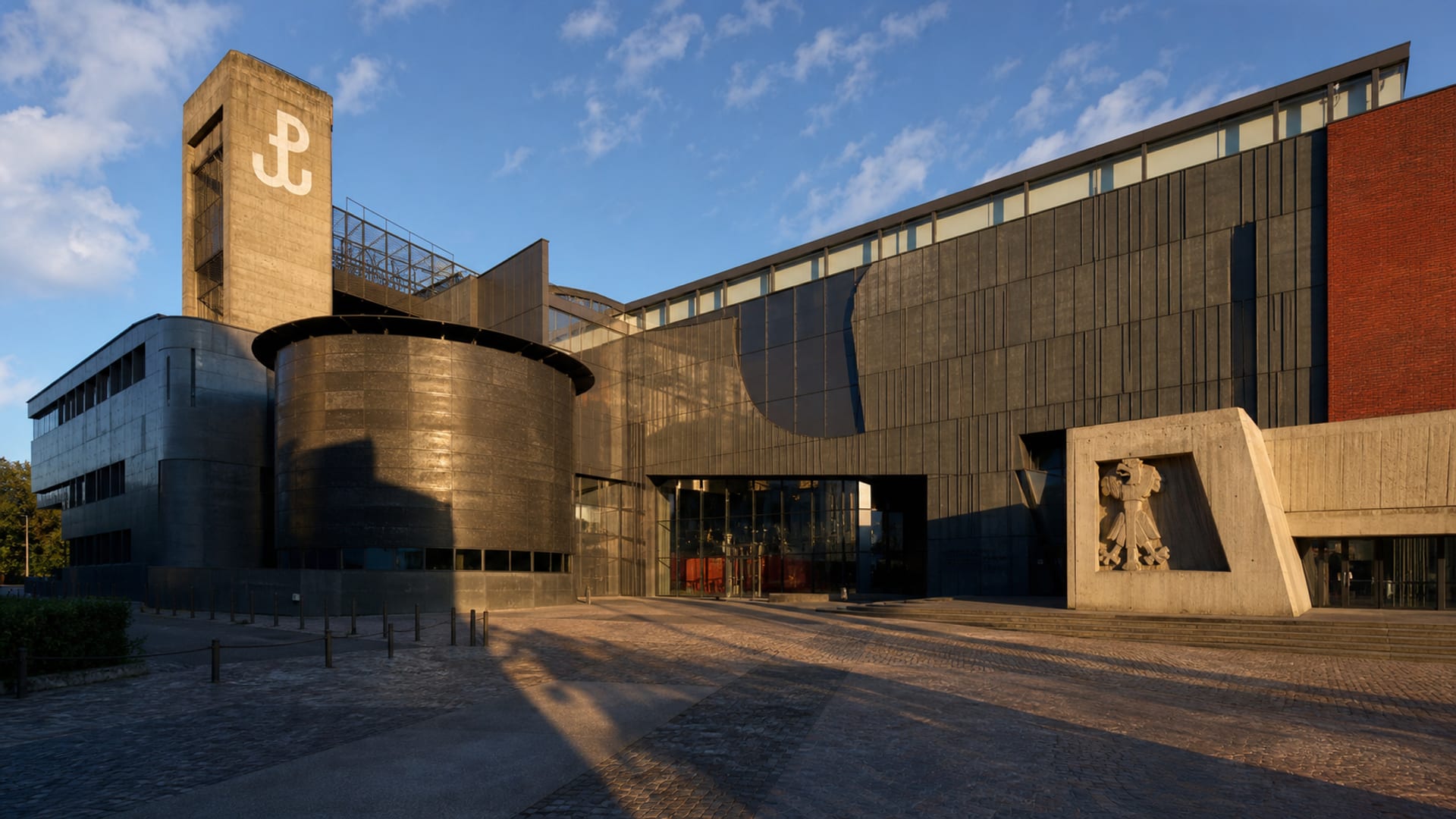 Warsaw travel guide: How to experience the city without rushing 19 Warsaw Uprising Museum