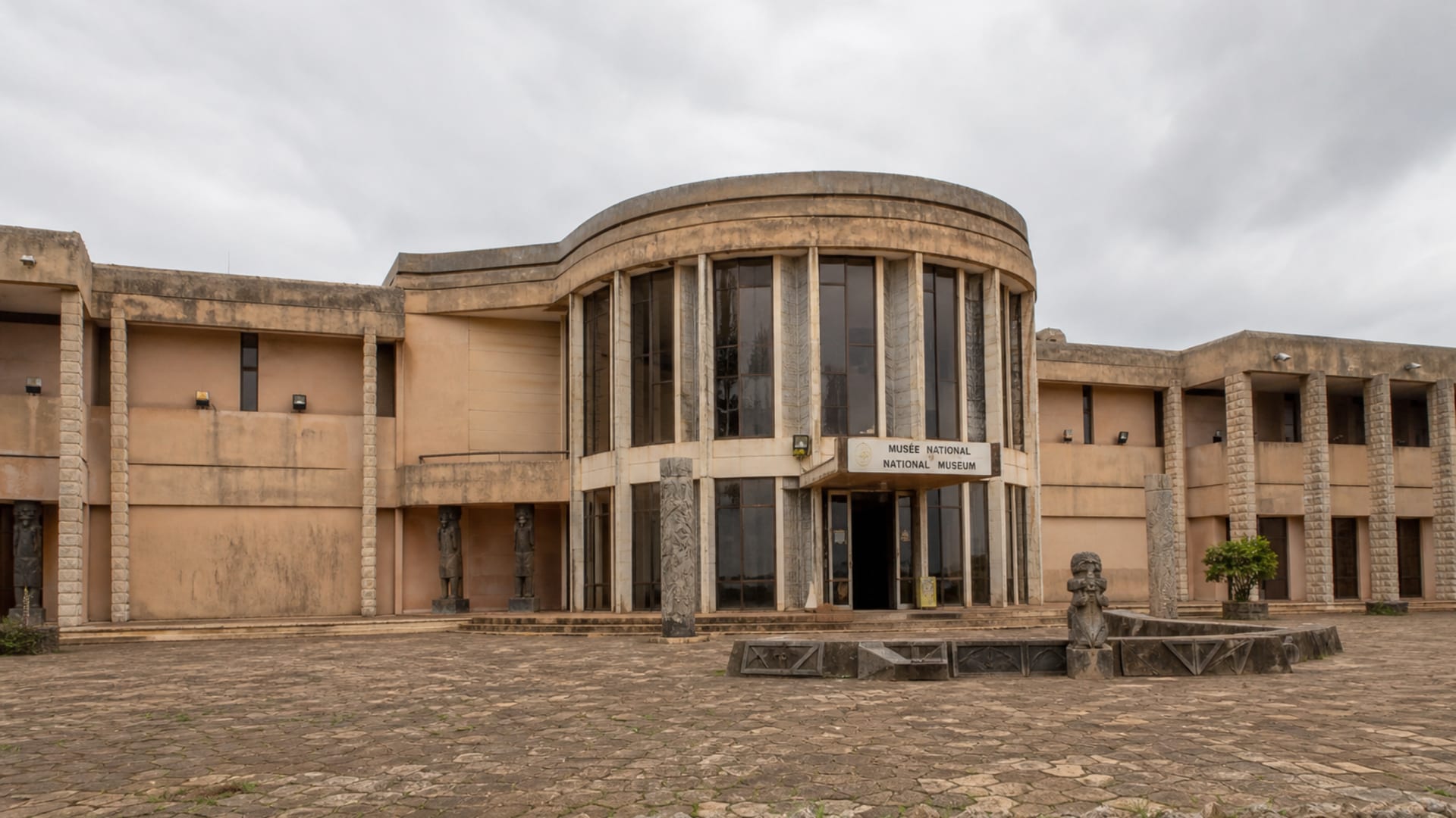Yaoundé travel guide: How to experience the city without rushing 28 Day 2: Centre-ville Museums