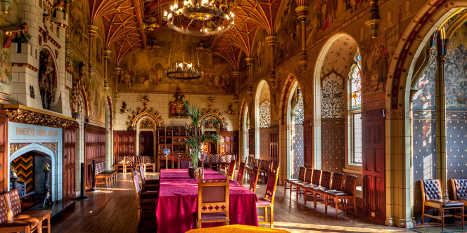 UK Cultural Tour: Exploring Top Tourist Attractions in London and Beyond 8 UK Cultural Tour - Cardiff Castle