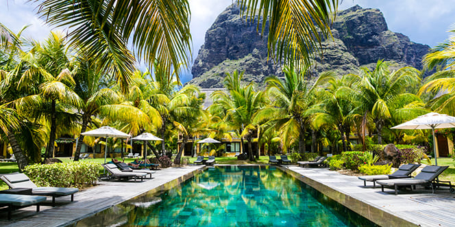Escape the Cold: Top Luxury Tropical Resorts for Your Winter Getaway 2 best-tropical-winter-resorts-arangrant