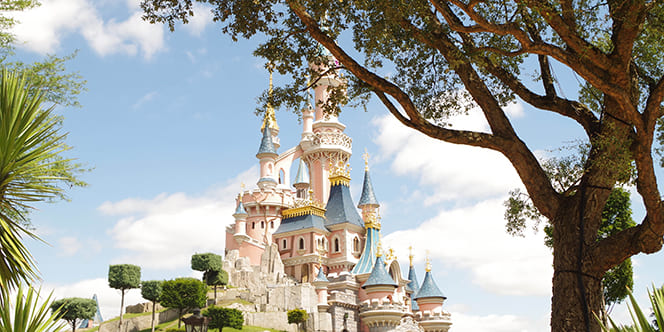Top 10 Family Vacation Destinations Your Kids Will Love 5 disneyland paris Top 10 Family Vacation Destinations Your Kids Will Love