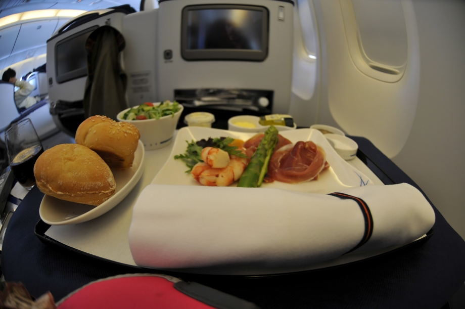 All Nippon Airways Business Class: The Comfort Gem of Japan’s Largest Airline 4 ana business class food
