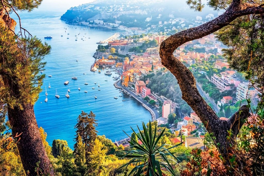Luxury Beach Destinations: Summer 2026 5 luxury beach vacations arangrant