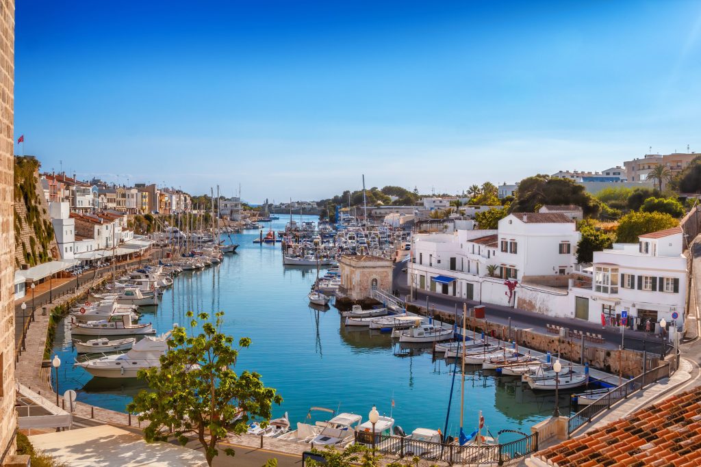 5 Unforgettable Hidden Gems in Spain for Your Premium Escape 5 luxury spain holiday arangrant