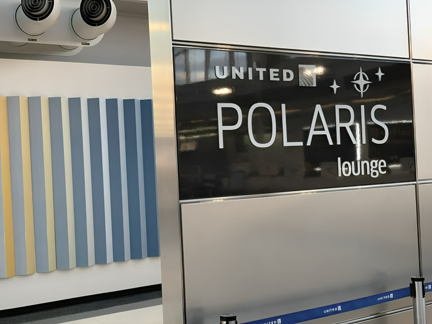 A Deep Dive into United Airlines Business Class 3 flying united airlines business class