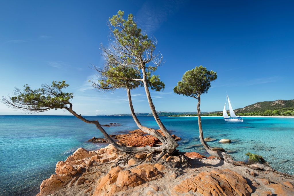 5 Underrated Corners of France for Luxe, Crowd-Free Escapes 6 france hidden gems arangrant