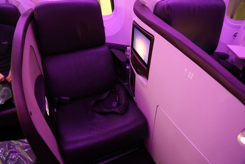 Virgin Atlantic Business Class: Social Spaces, Retreat Suites, and British Elegance 4 virgin atlantic business class cabin arangrant