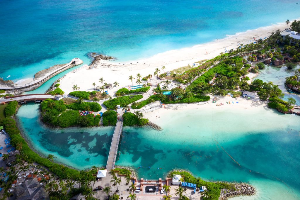 The Smartest Luxury Destinations for US Travelers (Close and Affordable) 5 bermuda arangrant