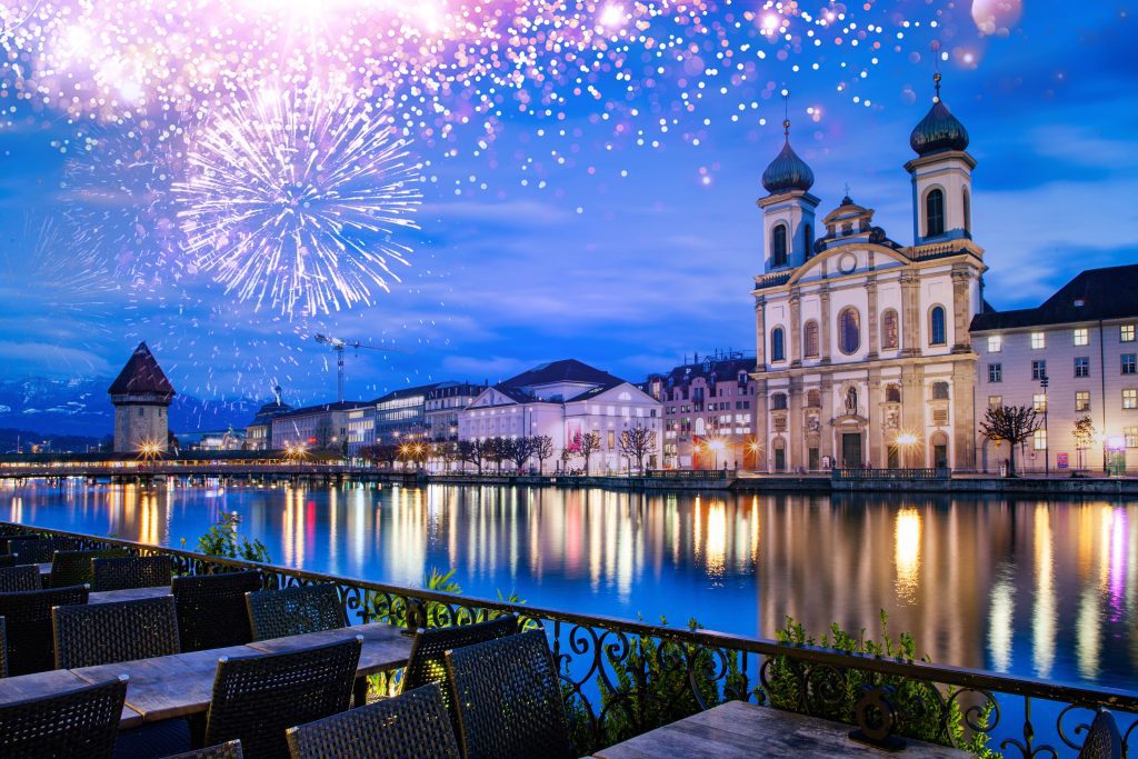 Top European Christmas Destinations for a Holiday Wrapped in Magic 4 christmas flight deals arangrant
