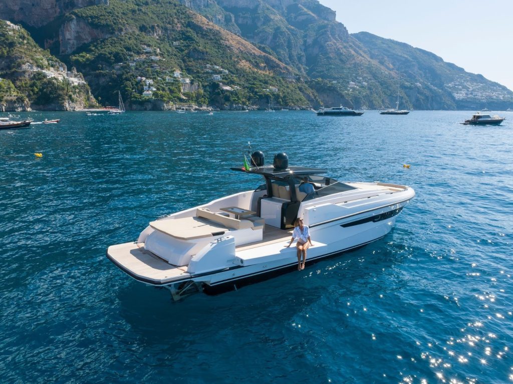 From Sky to Sea: The Ultimate Couple’s Luxury Journey 4 luxury romantic getaways arangrant