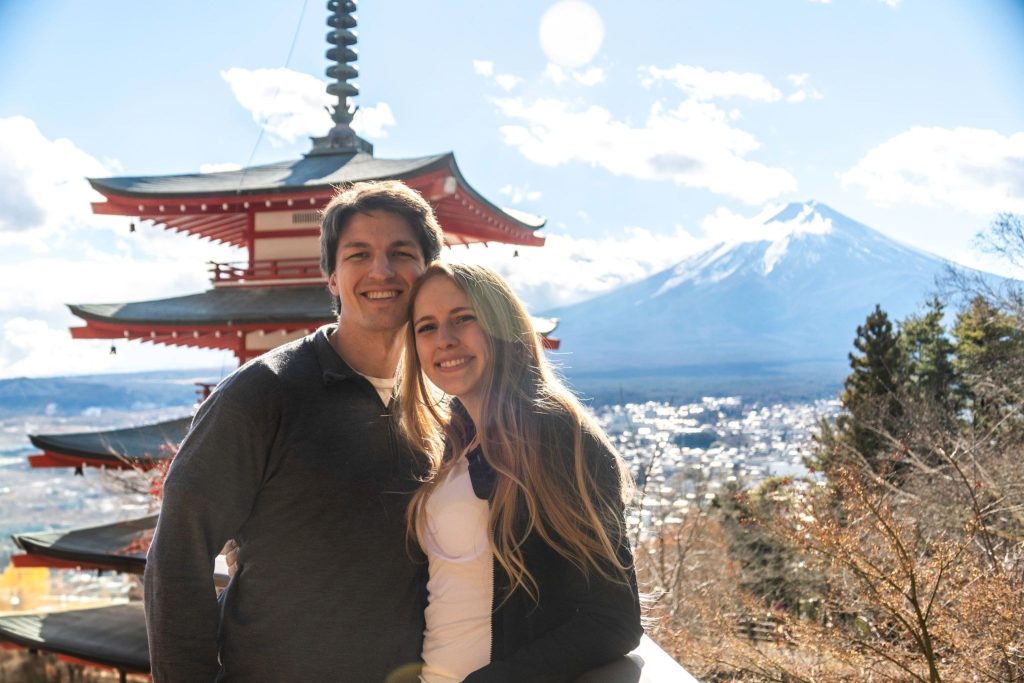 Travel as a Gift: How Valentine’s Day Trips Are Booked by Travelers 5 japan trip planned as a valentines gift arangrant