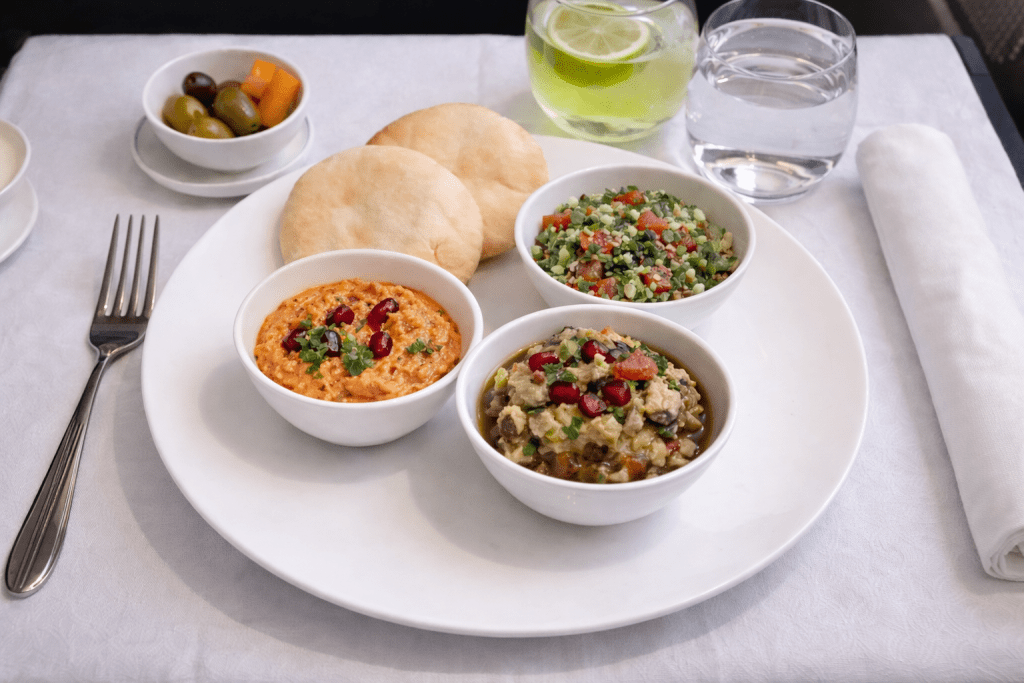 global best food & beverage airline arangrant