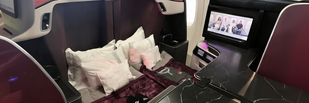 Qatar Airways' Qsuite Next Gen: What Changes in 2026 and Why It Matters 5 luxury airplane first class suite double bed