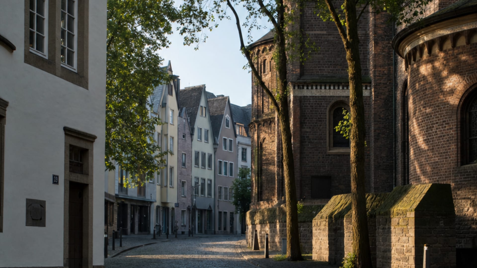 Köln travel guide: How to experience the city without rushing 14 Altstadt